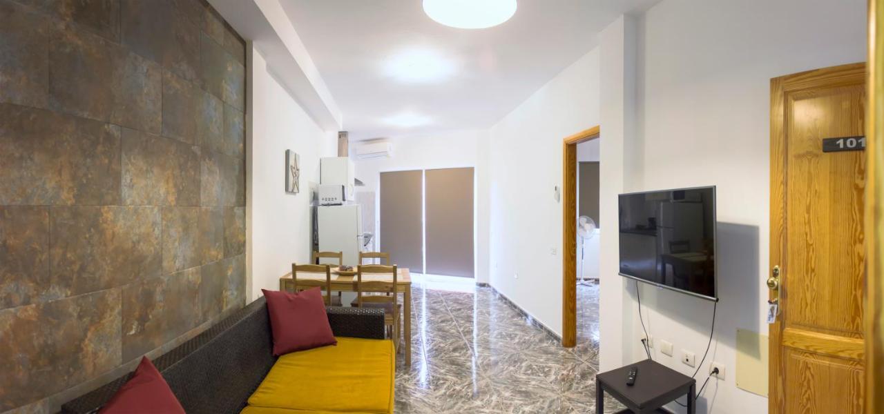 Apartamentos La Aldea Suites San Nicolás المظهر الخارجي الصورة